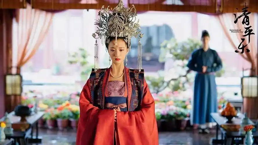 《清平乐》宋朝女子头饰大赏:张贵妃的头冠为何如此抢镜?