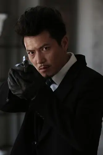 张进饰演赵之江搜狐娱乐讯 近日,由演员张进,傅程鹏,夏侯镔,侯梦莎