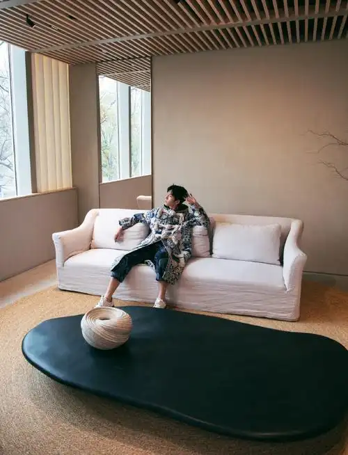 井柏然印花长外套清新文艺